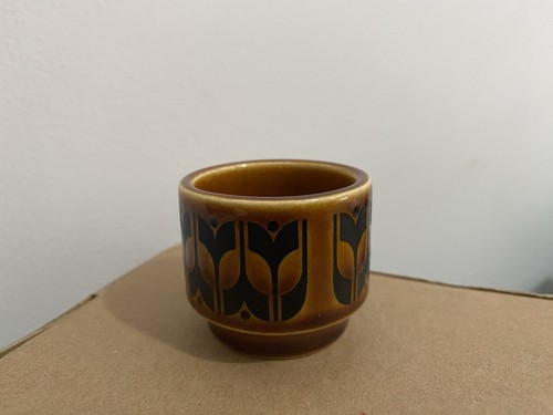 Hornsea pottery bronte egg - hornsea, cup