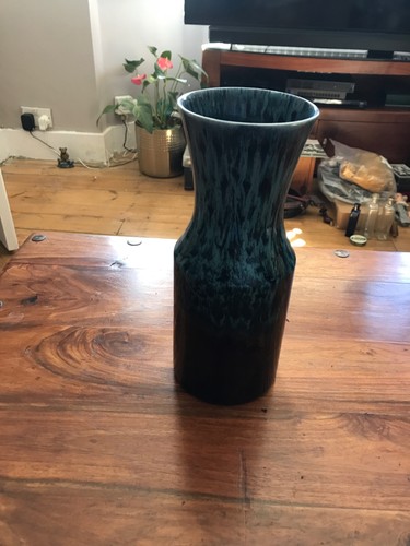 Hornsea pottery vase 981 186 - hornsea,